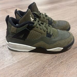 Jordan Kids Sneakers in Olive and Black